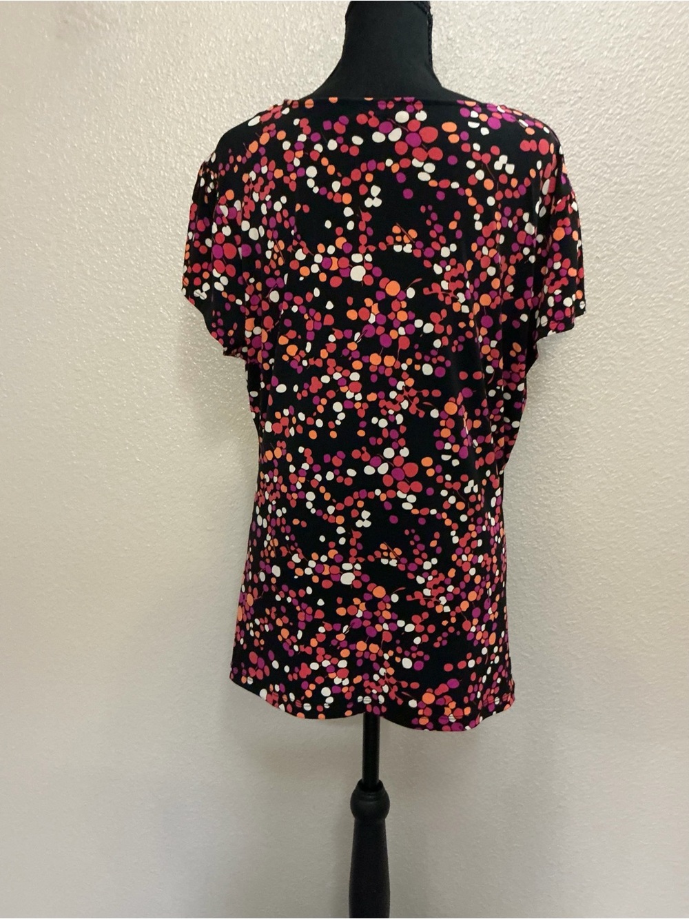 Apt. 9 Black V-Neck Twist Ring Dot Print Blouse - Picture 5 of 7